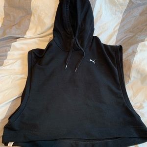 PUMA Cropped Sweatshirt